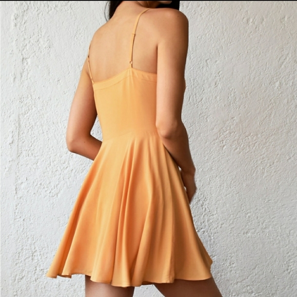 Aritzia Talula Lipinski dress in Clove - Picture 3 of 7